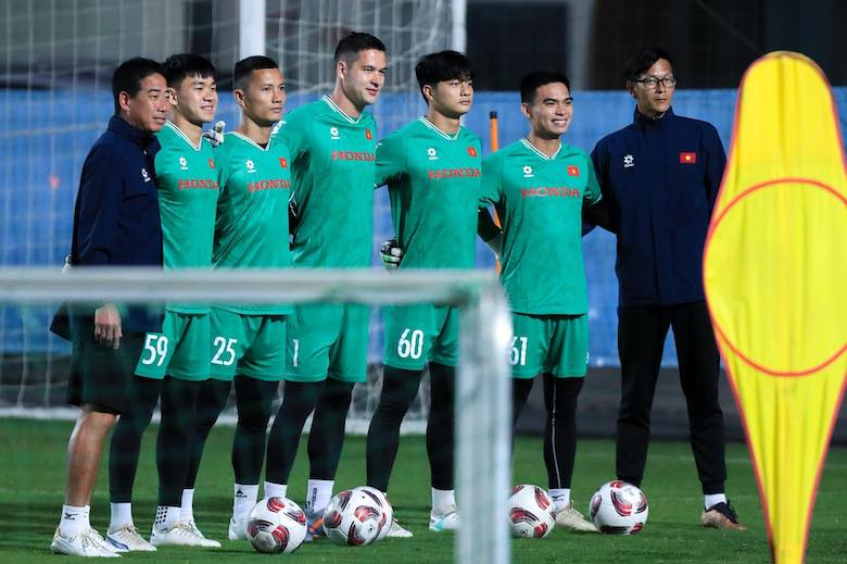 Nguyễn Filip và những mối quan hệ xung quanh